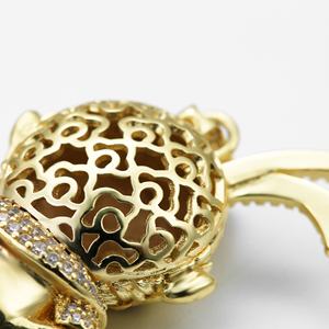 VANFI Wukong ciondolo scimmia 18K oro e rodio placcato zirconi cubici e ottone nero pietra principale zircone - Product Image 5