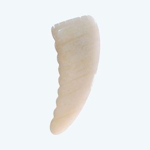 Nouveau style de pierre Gua Sha en gros, quartz clair naturel, grande forme de griffe, outil de massage - Product Image 4