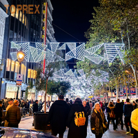 Lampadaire suspendu à motif géométrique en fer forgé, haute luminosité LED, pour zone piétonne urbaine de Noël