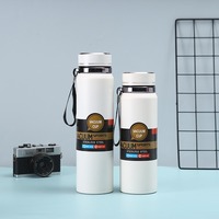 Bouteille d'eau sport grande capacité en acier inoxydable 316, tasse isotherme portable avec séparation thé/eau, design simple pour usage extérieur