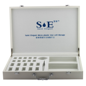 Boîte à cosmétiques personnalisée de luxe en <span class=keywords><strong>faux</strong></span> cuir blanc boîte en <span class=keywords><strong>bois</strong></span> avec poignée <span class=keywords><strong>argent</strong></span>ée insert EVA taille et logo personnalisés - Product Image 1
