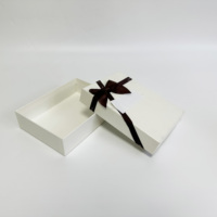 Boîte cadeau rigide de luxe avec nœud en ruban, boîte d'emballage personnalisée à deux pièces avec couvercle et base