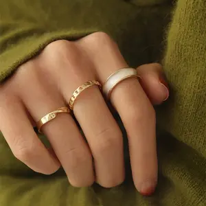 Minimalist isches dreiteiliges Luxus-Ringset für Frauen-Ins Mode, Luxus, beliebt in sozialen Medien, personal isiert, verstellbar