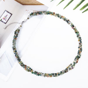 Collier en perles de jade Dongling, chaîne torsadée élégante avec détails en pierres précieuses - Product Image 1
