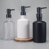 Bouteille vide en plastique givré de 500 ml avec pompe pour désinfectant pour les mains, sous-bouteille pour shampoing et gel douche