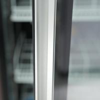 Fabrikneuer Doppeltür-Kühlschrank mit Luftkühlung, Getränkevitrine, verstellbare Regale, Wein- und Bier-Selbstbedienungs-Alkoholvitrine