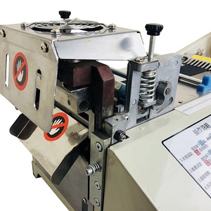 PFL-419N Nouvelle machine <span class=keywords><strong>de</strong></span> découpe automatique <span class=keywords><strong>de</strong></span> ruban et <span class=keywords><strong>de</strong></span> boucles <span class=keywords><strong>de</strong></span> cuir à lame froide large, haute vitesse, haute qualité, longue garantie - Product Image 6