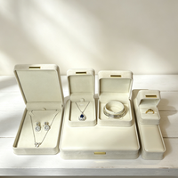 Boîte à bijoux de voyage portable Fandi en cuir PU, petite boîte à bijoux pour organiser les bagues, les boucles d'oreilles, les colliers, pour femmes