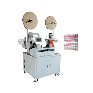 Machine à bornes doubles à écran tactile pour un réglage facile des paramètres de coupe et de dénudage - Product Image 2