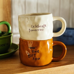 <span class=keywords><strong>Taza</strong></span> de Café de Cerámica Estilo Nórdico, <span class=keywords><strong>Taza</strong></span> 3D Pintada a Mano con Esmalte de Color Sólido, Personalizable con <span class=keywords><strong>Texto</strong></span>, <span class=keywords><strong>Taza</strong></span> de Té Minimalista para Oficina - Product Image 4
