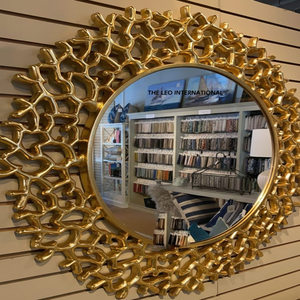 Miroir mural de luxe en laiton abstrait corail, fabriqué à la main, design moderne, métal et aluminium pour la décoration intérieure - Product Image 1