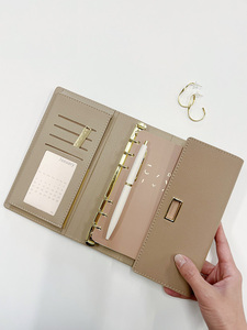 Exquisito cuaderno <span class=keywords><strong>de</strong></span> tapa dura <span class=keywords><strong>de</strong></span> cuero <span class=keywords><strong>de</strong></span> gama alta con logotipo personalizado libro <span class=keywords><strong>de</strong></span> mano <span class=keywords><strong>de</strong></span> hojas sueltas <span class=keywords><strong>de</strong></span> alto valor/Diario regalo <span class=keywords><strong>de</strong></span> negocios - Product Image 2