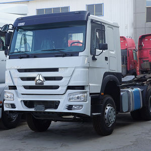 Camion <span class=keywords><strong>tracteur</strong></span> d'occasion SINOTRUK HOWO 7 6x4, 10 roues, Euro 3, boîte manuelle, conduite à gauche, poids lourd, diesel, vente directe usine - Product Image 2