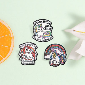 Sarkastischer Einhorn-Emaille-Pin, Regenbogen-Magische Kreatur, Metallabzeichen für Jacke, Rucksack, Kleidungsornament - Product Image 2
