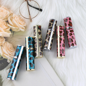 Leo pattern PU mini пустые круглые образцы духов пластиковые маленькие стеклянные бутылки с спреем для женщин подарок - Product Image 3