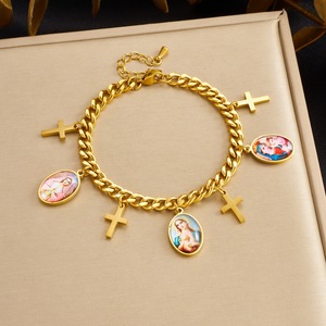 Fashionable Retro Gold Plated Oval Portrait Charm Bracelet Stainless Steel Chain Cross Pendant Unisex Jewelry Gift - Product Image 1