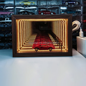 Miroir publicitaire <span class=keywords><strong>LED</strong></span> personnalisé en gros, effet infini 3D, miroir abyssal, graphique personnalisé pour magasin de détail - Product Image 4