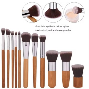 Juego de 11 Brochas de Maquillaje <span class=keywords><strong>Kabuki</strong></span> Profesionales con Logotipo Personalizado, Mango de Bambú <span class=keywords><strong>Natural</strong></span>, con Bolsa - Product Image 6