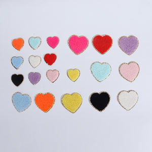 RTS fai da te Low Moq 2 taglie autoadesive Colorfu oro glitterato <span class=keywords><strong>cuore</strong></span> cerotti asciugamano in ciniglia per borse indumento ciniglia <span class=keywords><strong>cuore</strong></span> toppe - Product Image 4