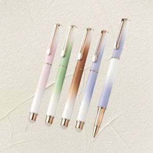 ปากกาหมึกซึมโลหะไล่เฉดสีแบบลบได้ ขนาด 0.5 มม. รุ่น Slightly Oblique Novelty พร้อมถุงหมึกแบบสองหัว สำหรับนักเรียนและสำนักงาน - Product Image 2