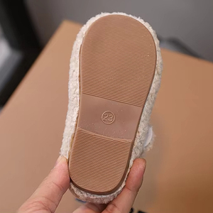 Zapatos Casuales Ligeros y Suaves para Niños, Zapatos de Casa Antideslizantes, Zapatos Casuales de Felpa Cálidos para Niños y Niñas en Invierno - Product Image 6