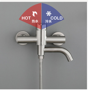 Moderno 304 in acciaio inox <span class=keywords><strong>con</strong></span> manico singolo in oro spazzolato <span class=keywords><strong>vasca</strong></span> da bagno e doccia <span class=keywords><strong>con</strong></span> soffione portatile per appartamenti e alberghi - Product Image 3