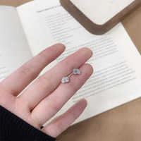 Orecchini Pendenti in Oro Bianco 18K con Diamanti Coltivati in Laboratorio, Orecchini a Clip, Orecchini Magnetici alla Moda per Donne
