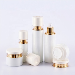 Flacon en verre vide de <span class=keywords><strong>luxe</strong></span> pour sérum de soin, avec couvercle à vis en acrylique or blanc et accents dorés, 30g 50g 40ml 100ml 120ml, pour cosmétiques - Product Image 1