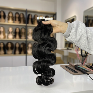 Extensiones de Cabello Natural con Cinta Adhesiva Invisible, 40 Piezas, 100g, Ondulado, Color Negro Natural, Cutícula Alineada, 30 Pulgadas - Product Image 5