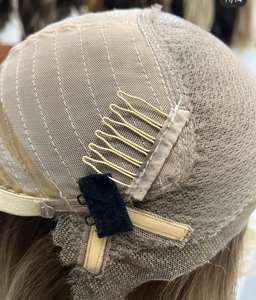 Parrucca con Top in Pizzo Annodato a Mano Senza Irritazioni, Aspetto Naturale del Cuoio Capelluto, 100% Capelli Vergini, Biondo Chiaro Ombré per Donne con Attaccatura Capillare Indistinta - Product Image 1