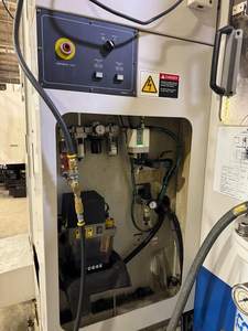 Centro de Mecanizado Vertical CNC DMV3016, Fresadora Industrial de Alta Precisión y Gran Resistencia para Trabajos en Metal, Venta para Fabricación - Product Image 6