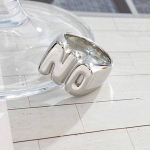 Bague en acier inoxydable plaqué or 18 carats avec lettre 'NO' - Police 3D, large bande, style tendance et original, bijou unisexe pour usage quotidien Yuanheng - Product Image 4