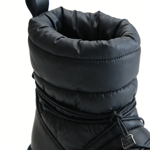 أحذية شتوية نسائية مقاومة للماء من إنتاج المصنع مباشرة، أحذية ثلج دافئة مبطنة بالريش - Product Image 5