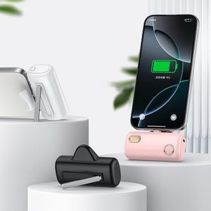 Banco de Energía Portátil de Emergencia 3 en 1 de 5000 mAh con Pantalla LED Digital de 22.5 W - Product Image 3