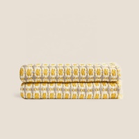 Couverture multifonctionnelle faite à la main avec pompon, 1 pièce, vente directe d'usine, couverture personnalisée de haute qualité