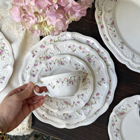 Nouvel Arrivage – Ensemble de Vaisselle en Céramique Florale Gaufrée Style Français – Assiette Créative Multi-usages pour Desserts et Gâteaux