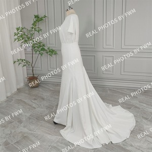 Fotos reales <span class=keywords><strong>de</strong></span> alta calidad Simple cuello barco suave satén vestido <span class=keywords><strong>de</strong></span> <span class=keywords><strong>novia</strong></span> elegante mujer manga corta vestido <span class=keywords><strong>de</strong></span> <span class=keywords><strong>novia</strong></span> con botón <span class=keywords><strong>de</strong></span> perlas - Product Image 3
