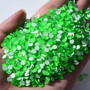 Strass en cristal à dos plat non thermocollant Oleeya Factory Wholesale Glass Non Hotfix 2028 Same Cuts pour ongles - Product Image 4
