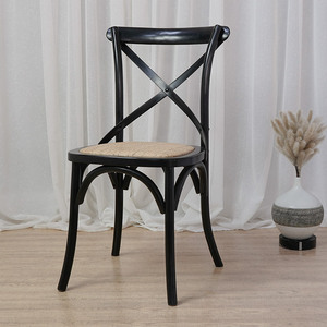 Nouvelle arrivée, <span class=keywords><strong>chaise</strong></span> à dossier croisé <span class=keywords><strong>en</strong></span> <span class=keywords><strong>bois</strong></span> rustique avec siège <span class=keywords><strong>en</strong></span> rotin tressé <span class=keywords><strong>pour</strong></span> café, bistrot, restaurant, usage commercial, mariage, salle à manger - Product Image 4
