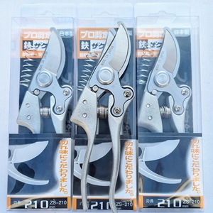 SK-5 Pruning Shears Carbon Steel Bypass 20-30 Mm For Fruit Trees And Landscaping Garden Use Made In Japan - Product Image 3