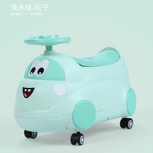 Siège de toilette pour tout-petits en plastique épais, design dessin animé avec volant et roues, couleur rouge - Product Image 4