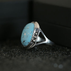 Anello vintage con piume per donna, design intarsiato con pietra color turchese, gioielli creativi alla moda - Product Image 5