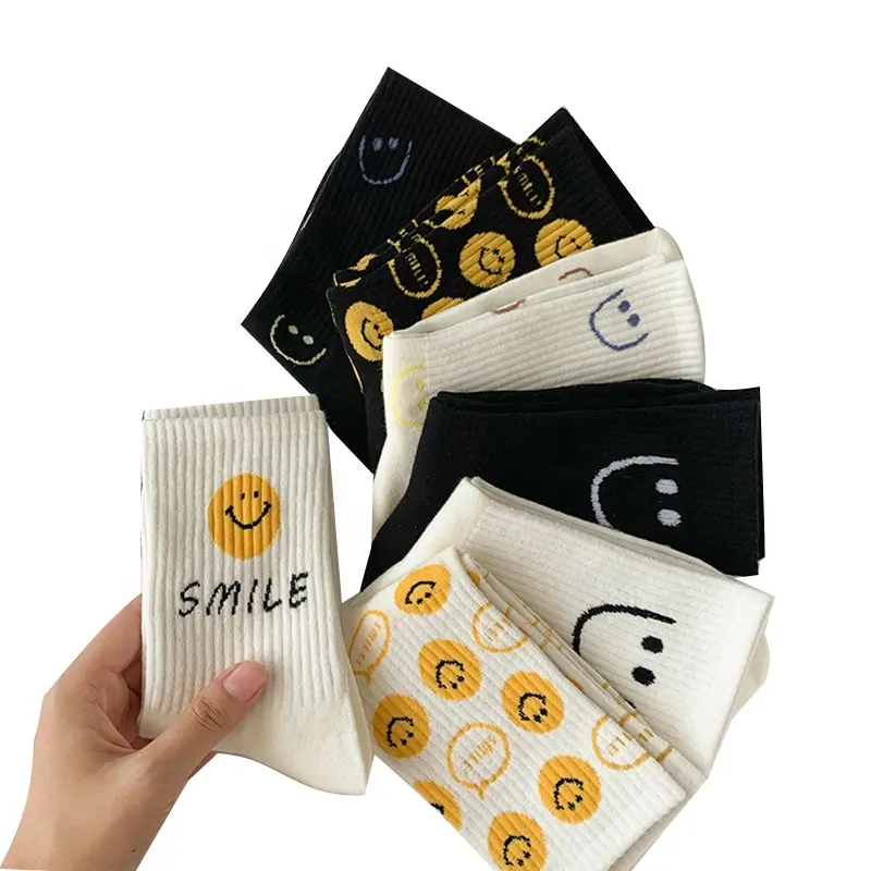 Alta Qualidade Sporty Yellow Smile Socks Cinza Mulheres Bonito Padrão Meias Sorriso Rosto Meias Coloridas