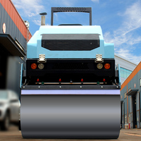 Compacteur de sol à double tambour hydraulique Kubota 3 tonnes pour compactage d'asphalte