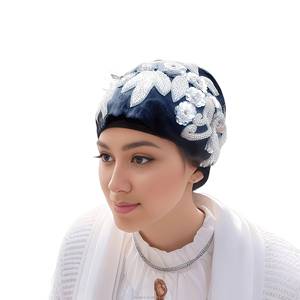 Gorro Interior Étnico Musulmán para Mujer, Gorro con Pedrería, Poliéster-Algodón, Ecológico y Transpirable - Product Image 4