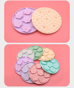 Piatto portatile eco-friendly per cani pieghevole in Silicone Slow Food ciotola per cani per tutte le razze a forma solida ciotola da viaggio - Product Image 4