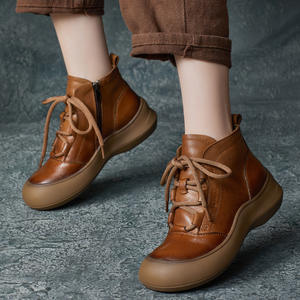 Botas de Senderismo Nuevas de Otoño/Invierno, Hechas a Mano, de Piel Vacuna Vintage, con Punta Redonda, Impermeables, con Plataforma y Altura hasta la Rodilla - Product Image 3