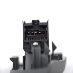 Interruptor del elevalunas eléctrico de 12V para camiones Isuzu 8-97387034-2 - Product Image 4