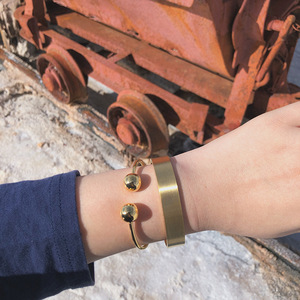 2024 nuovissimi braccialetti geometrici con nocche da donna minimalisti placcati in oro con braccialetti esasperati creativi in oro - Product Image 6