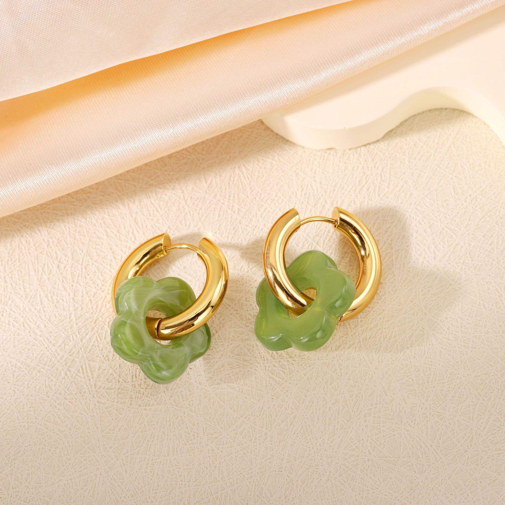 SQ4อะโวคาโดสีเขียว